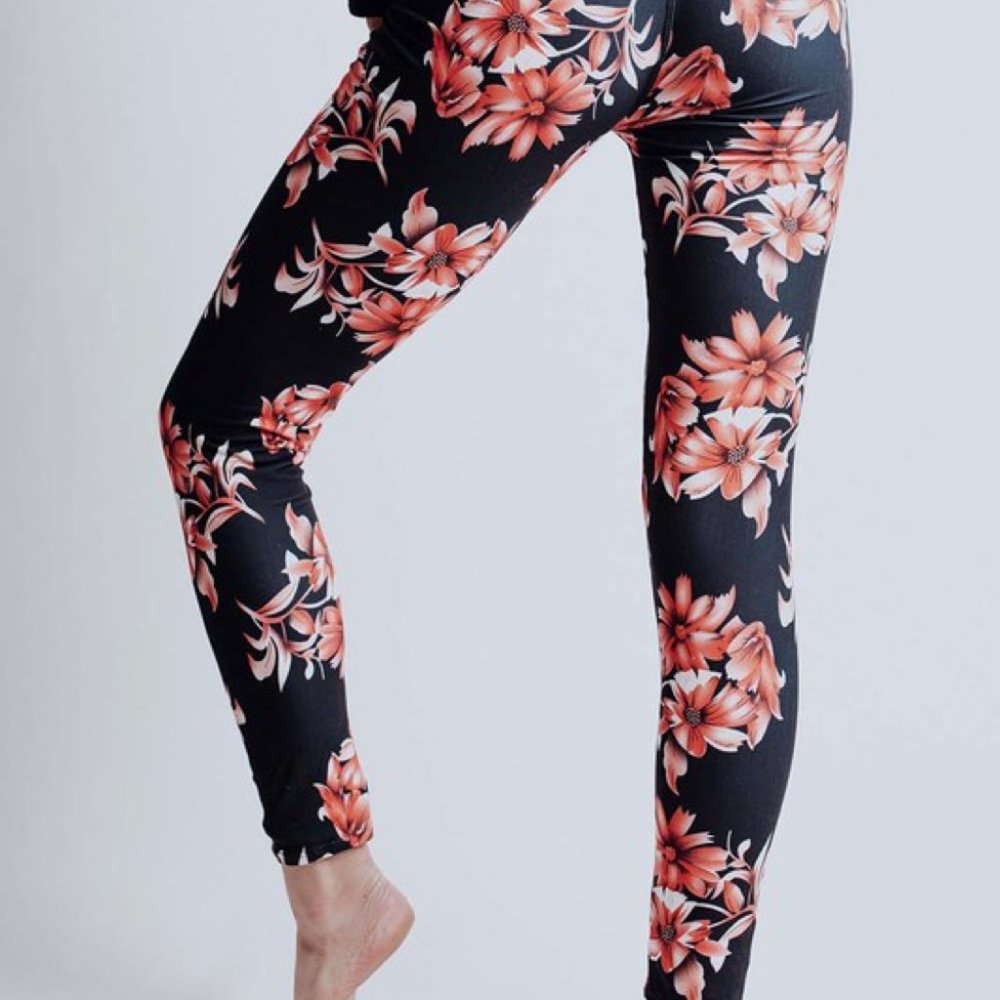 Garden Party Navy Floral Leggings